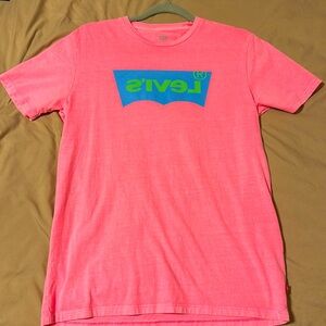 Levi’s neon pink shirt